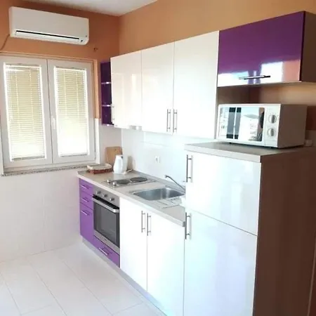 Ferienwohnung Fuer 4 Personen Ca 32 Qm In Privlaka, Dalmatien Norddalmatien